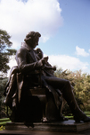 Statue -- Thomas H. Gallaudet -- Alice Cogswell (1987) #15