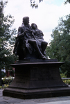 Statue -- Thomas H. Gallaudet -- Alice Cogswell (1987) #6